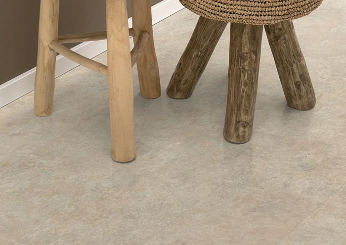 Kompozitná podlaha Egger Pro Design Large Keramika Tessina krémová EPD044