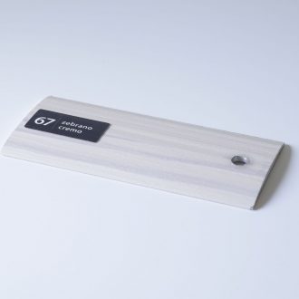 Prechodový profil samolepiaci 32x5mm, dekoratívna fólia v imitácii dreva zebrano cremo