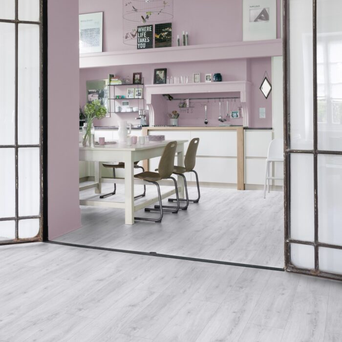Gerflor Virtuo 30 Sunny Snow 1477 2/0,3 mm 23/31 1-lamela - Image 6