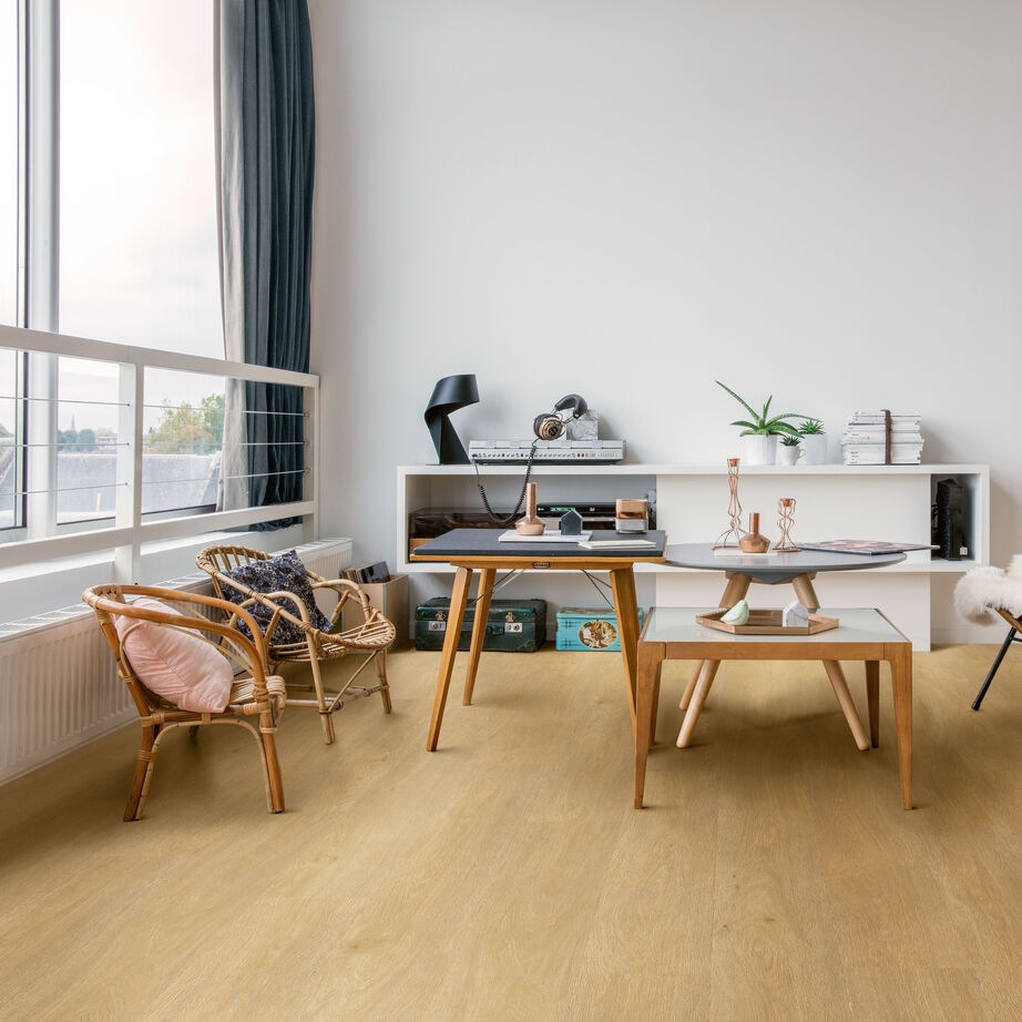 Quick-step vinyl flex liv sgspc20311 saténový dub stredne prírodný Quick-step vinyl flex liv sgspc20311 saténový dub stredne prírodný - Image 2